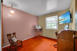 632 Old Forge Rd, Valparaiso, IN 46385 - Photo 12