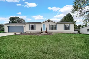 2041 N Coachlight Dr, La Porte, IN 46350 - Photo 1
