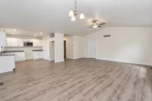 74 Prince William Ct, La Porte, IN 46350 - Photo 4