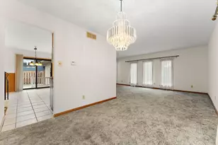 2110 Martha St, Highland, IN 46322 - Photo 6