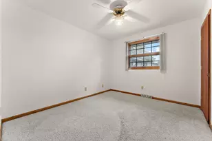 2110 Martha St, Highland, IN 46322 - Photo 14