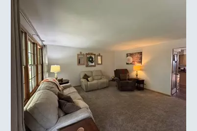 512 Osage Drive, Dyer, IN 46311 - Photo 4