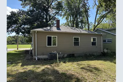 1432 E 6th Street, Hobart, IN 46342 - Photo 2