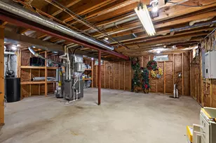 207 Kraus Dr, Valparaiso, IN 46383 - Photo 30