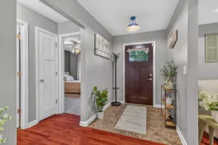 320 Juniper St NW, Demotte, IN 46310 - Photo 2