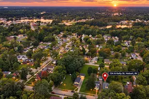 134 N Kelly St, Hobart, IN 46342 - Photo 4