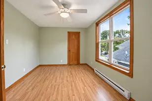134 N Kelly St, Hobart, IN 46342 - Photo 32