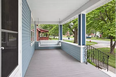 134 N Kelly Street, Hobart, IN 46342 - Photo 6