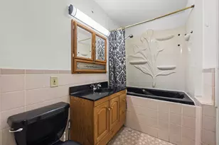 631 N Miami St, Gary, IN 46403 - Photo 18