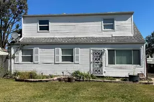 2371 Jennings St, Gary, IN 46404 - Photo 1
