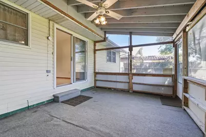 819 N Wiggs Street, Griffith, IN 46319 - Photo 6