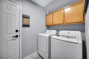935 High Meadow Dr, Crown Point, IN 46307 - Photo 26