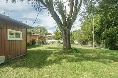 634 E 52nd Avenue, Gary, IN 46410 - Photo 22
