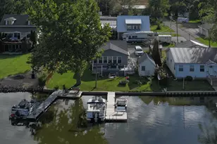 11086 W Silver Maple Dr, Kewanna, IN 46939 - Photo 6