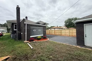 6824 Ontario Ave, Hammond, IN 46323 - Photo 30