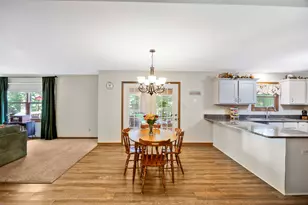 12211 S Williams Ct, Crown Point, IN 46307 - Photo 4