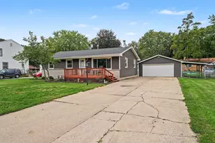 2846 Russell St, Portage, IN 46368 - Photo 2