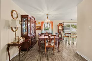 731 Wren Ct, Griffith, IN 46319 - Photo 6