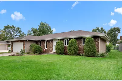 1117 E Greenwood Avenue, Crown Point, IN 46307 - Photo 1