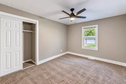 922 Hayes Street, Crown Point, IN 46307 - Photo 12