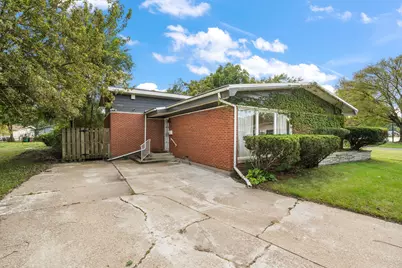 7001 Ash Place, Gary, IN 46403 - Photo 2