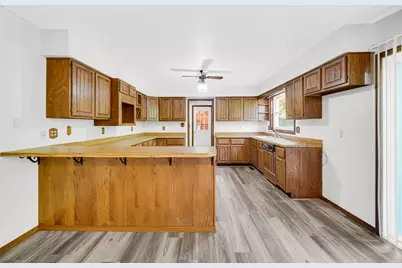 1003 S 150 W, Kouts, IN 46347 - Photo 30