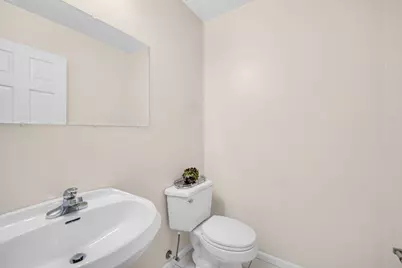 203 E Manor Drive, Griffith, IN 46319 - Photo 12