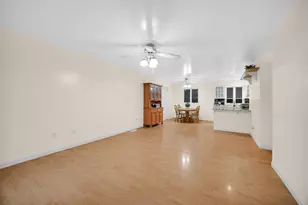 203 E Manor Dr, Griffith, IN 46319 - Photo 8