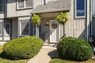 6053 Virginia St, Merrillville, IN 46410 - Photo 2