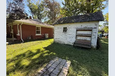 106 S Adams Street, Hebron, IN 46341 - Photo 28