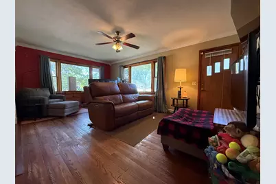 106 S Adams Street, Hebron, IN 46341 - Photo 10