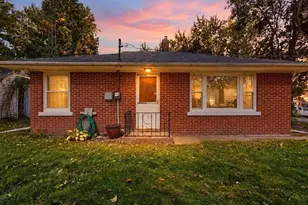 106 S Adams St, Hebron, IN 46341 - Photo 4