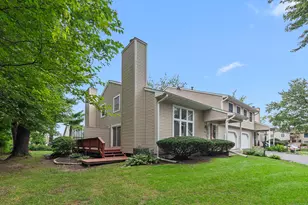 603 Weatherwood Ln, Valparaiso, IN 46383 - Photo 1