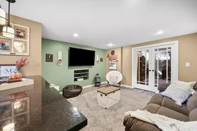 306 Heatherwood Drive E, Valparaiso, IN 46383 - Photo 32
