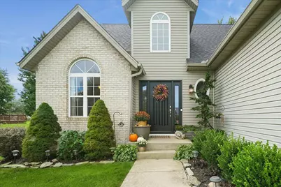 306 Heatherwood Drive E, Valparaiso, IN 46383 - Photo 44
