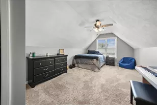 306 Heatherwood Dr E, Valparaiso, IN 46383 - Photo 26