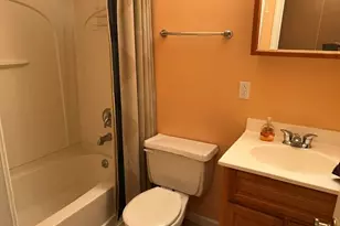 2001 Shaker Dr, Valparaiso, IN 46383 - Photo 6