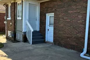 407 McKinley St, Gary, IN 46404 - Photo 6
