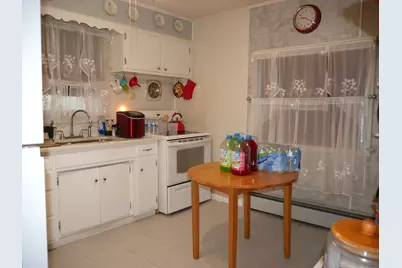 211 S Clay Street, Morocco, IN 47963 - Photo 8