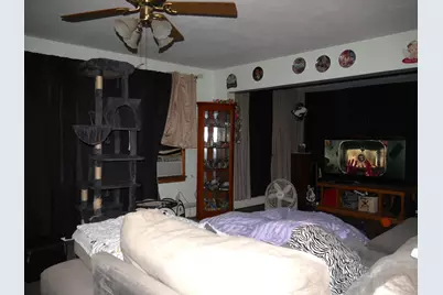 211 S Clay Street, Morocco, IN 47963 - Photo 6
