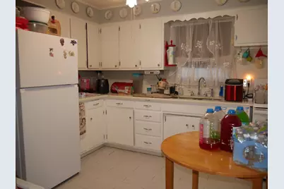 211 S Clay Street, Morocco, IN 47963 - Photo 2