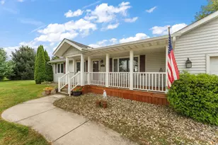 5482 E 400 N, Rolling Prairie, IN 46371 - Photo 34