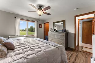 5482 E 400 N, Rolling Prairie, IN 46371 - Photo 16