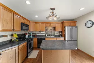 5482 E 400 N, Rolling Prairie, IN 46371 - Photo 8