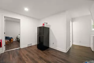 108 Laurel St, La Porte, IN 46350 - Photo 8