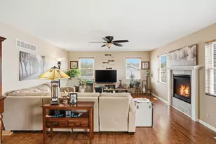340 W 126th Pl, Crown Point, IN 46307 - Photo 8