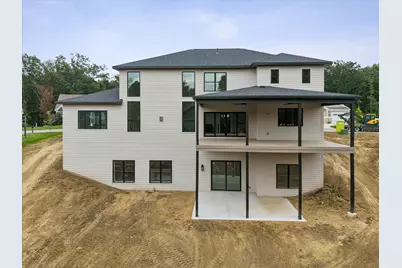 300 W Thistle Road, Valparaiso, IN 46385 - Photo 8