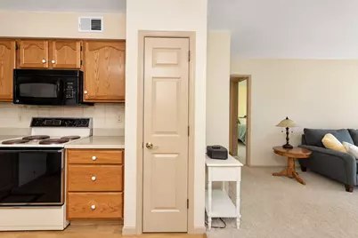 1086 Millpond Road #H, Valparaiso, IN 46385 - Photo 8