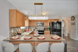 2454 E 68th Ave, Merrillville, IN 46410 - Photo 8