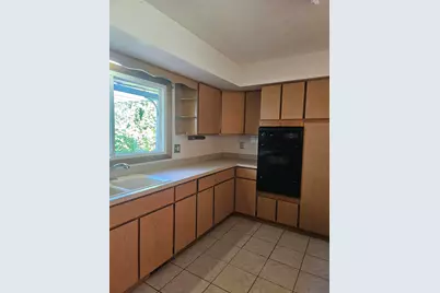 129 Concord Drive, Michigan City, IN 46360 - Photo 4